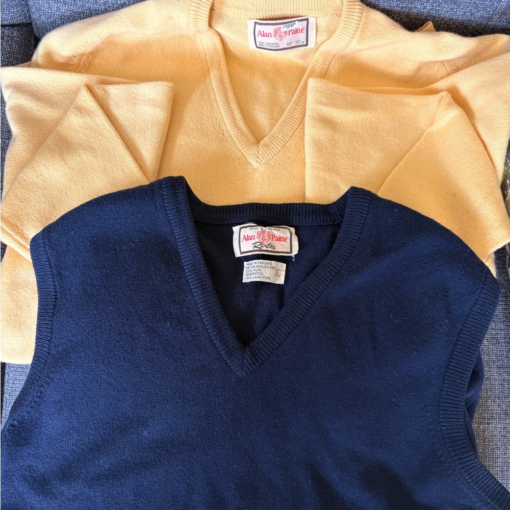BUNDLE vintage Alan Paine cashmere & lamb’s wool sweaters